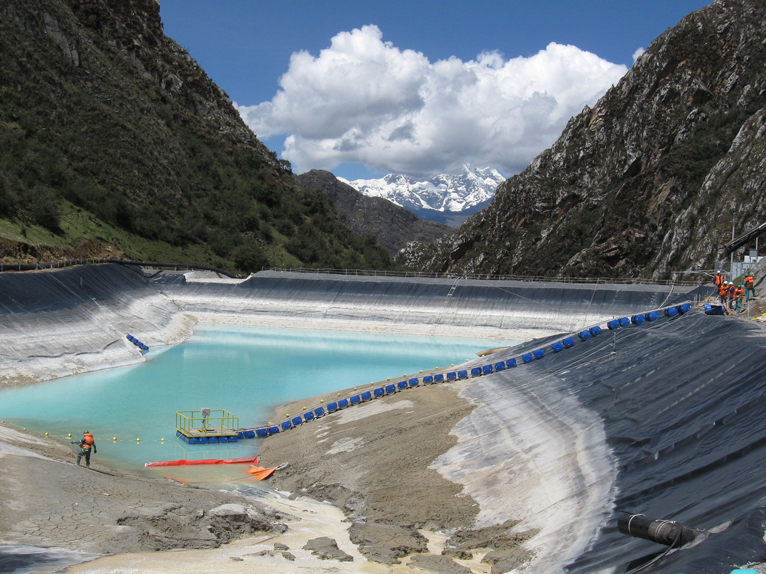 Peru - “Solids Control Mining Reservoirs”